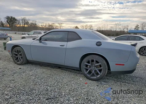 2021 Dodge Challenger Sxt z USA, uszkodzony, nr VIN 2C3CDZAGXMH577285